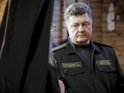 Petr Poroshenko and Archbishop Lukа