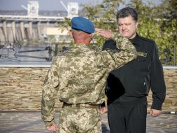 Poroshenko met with military