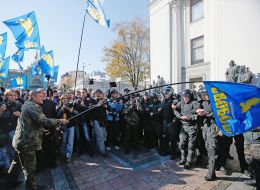 Clashes at Parliament