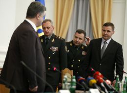 Victor Muzhenko, Stepan Poltorak, Petro Poroshenko and Valery Geletey