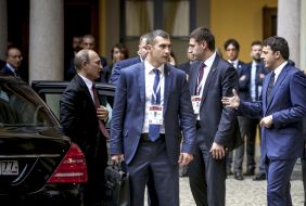 Vladimir Putin and Matteo Renzi