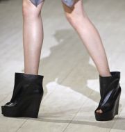 Показ колекції одягу від WHATEVER