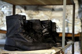 Combat boot