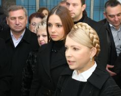 Yulia Tymoshenko with daughter Yevgeniya
