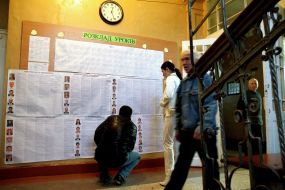 Voting in parliamentary elections 2014
