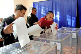 Voting in parliamentary elections 2014
