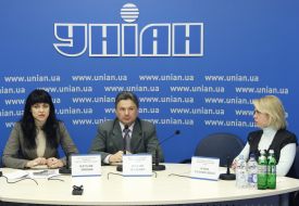 Natalia Linnik, Vitaly Teslenko and Irina Golovatenco