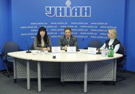 Natalia Linnik, Vitaly Teslenko and Irina Golovatenco