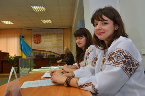 Voting in parliamentary elections 2014