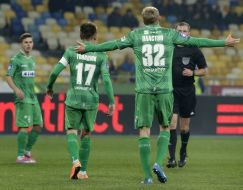 Players of FC "Karpaty" arguing with the umpire