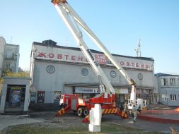 The oldest Kiev cinema "Zhovten" was set on fire