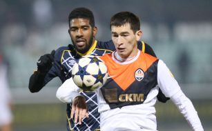 Playing moment of match