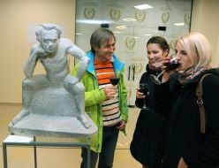 Exhibition of sculptures of Taras Popovich "Dialogue"