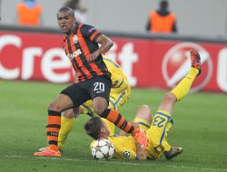 Douglas Costa and Edgar Olehnovich