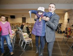 Vitali Klitschko with the winners