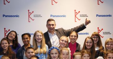 Vitali Klitschko with the winners
