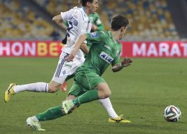 Playing moment of match