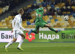 Playing moment of match