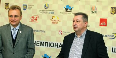 Abdrey Sadoby and Viktor Kapustin