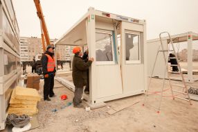 Build modular homes for settlers