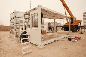 Build modular homes for settlers