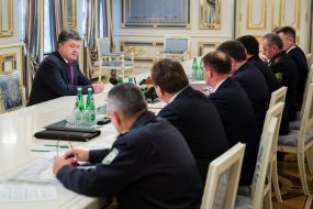 Petr Poroshenko at a meeting with heads of law enforcement agencies