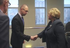 Arseniy Yatsenyuk and Erna Solberg