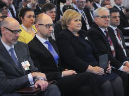 Arseniy Yatsenyuk and Erna Solberg