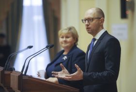 Арсеній Яценюк та Ерна Солберг