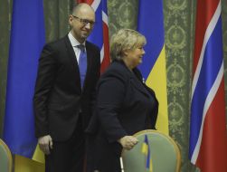 Арсеній Яценюк та Ерна Солберг