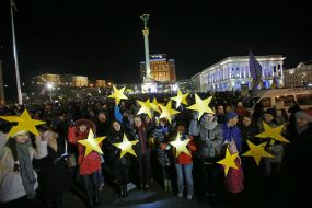 Participants of patriotic flashmob