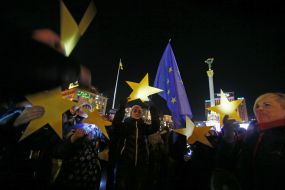 Participants of patriotic flashmob