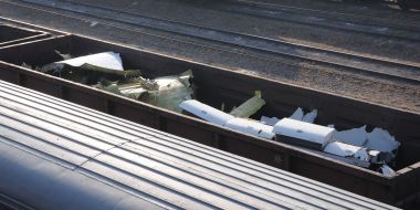 Train with the debris of the Boeing Malaysian