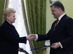 Dalia Grybauskaite and Petro Poroshenko