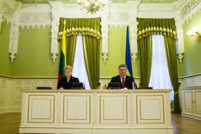 Dalia Grybauskaite and Petro Poroshenko