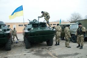 Военнослужащие