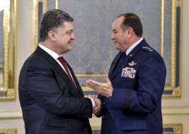 Petr Poroshenko and Philip Breedlove