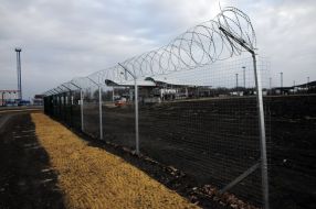 Fencing at the checkpoint "Goptovka"