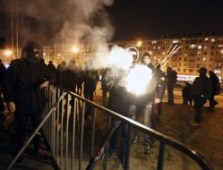 Activists picket Palace of Arts "Ukraine"