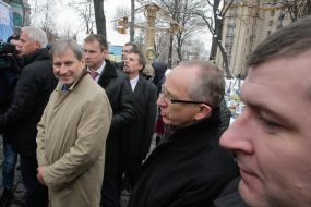 Johannes Hahn and Jan Tombinskyy