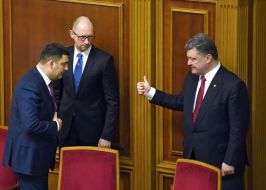 Arseniy Yatsenyuk, Vladimir Groisman and Petr Poroshenko