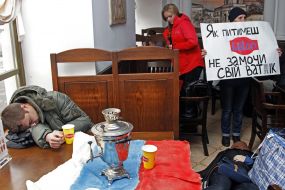 The campaign "Tea from the occupiers"