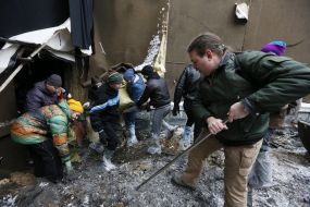 Cleaning in the cinema "Zhovten"