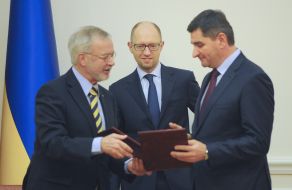 Вернер Хойер, Арсеній Яценюк та Ігор Прокопів