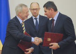 Вернер Хойер, Арсеній Яценюк та Ігор Прокопів