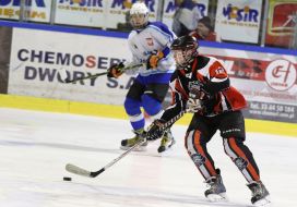 Playing moment of match