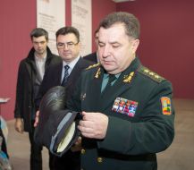 Stepan Poltorak keeps boots