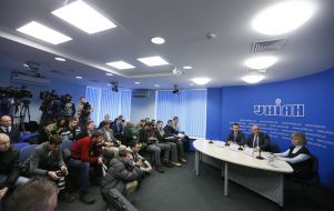 Garri Kasparov, Denis Rudenko, Irina Golovayenko