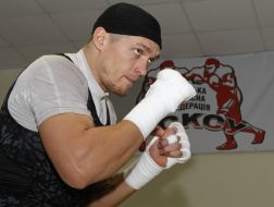 Александр Усик