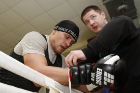 Александр Усик